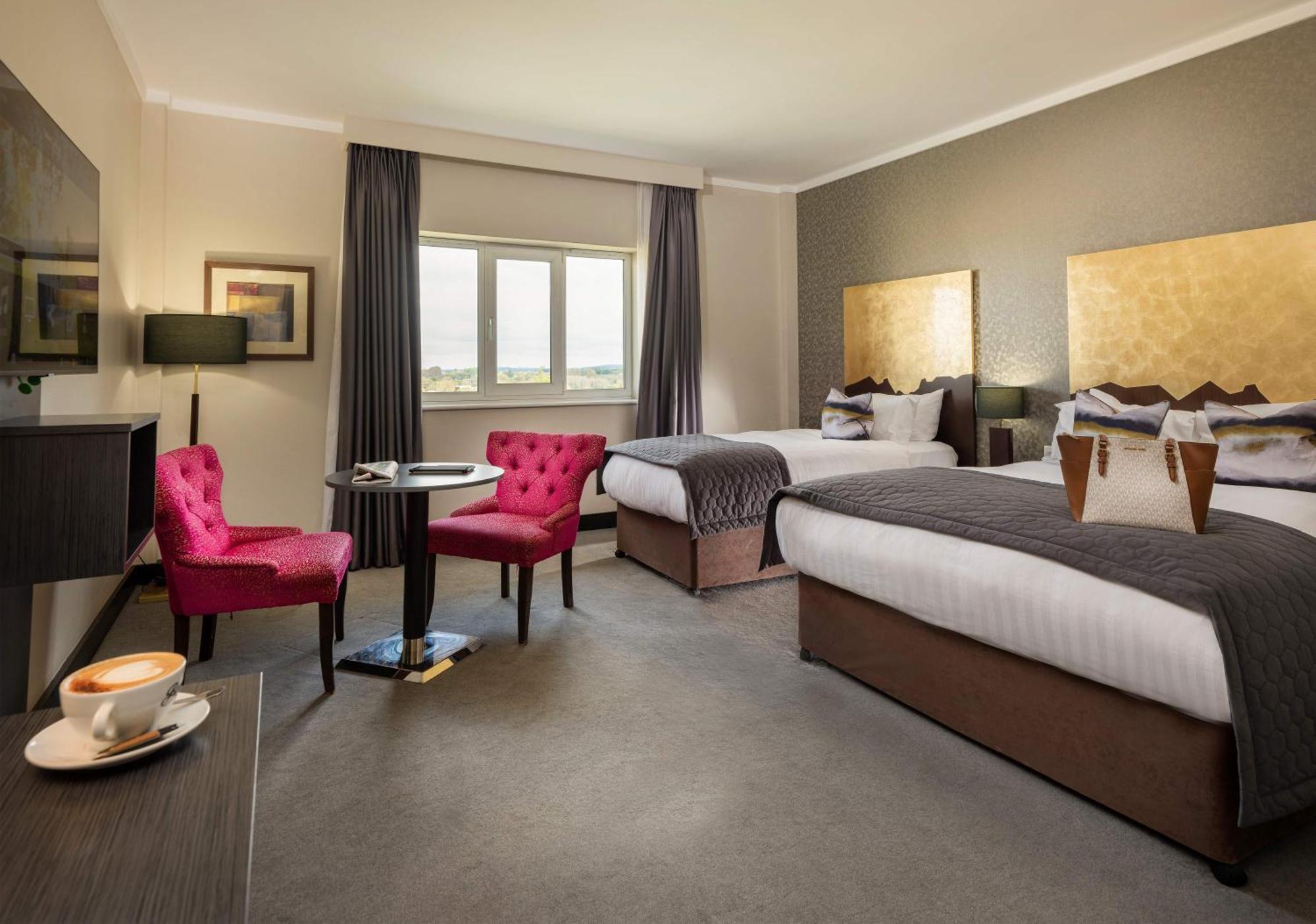 Talbot Hotel คาร์โลว์ ภายนอก รูปภาพ